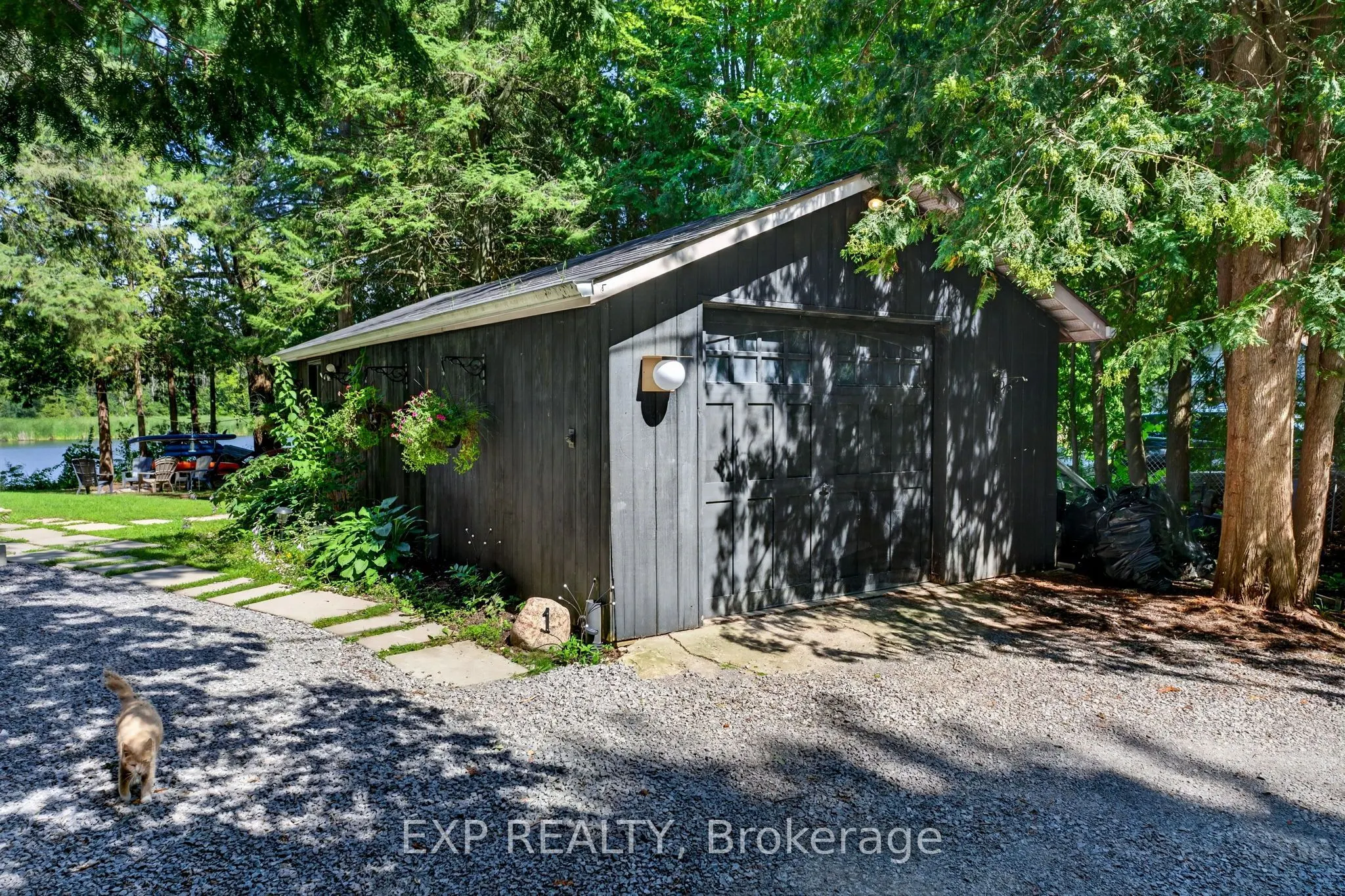 1 Aird Court