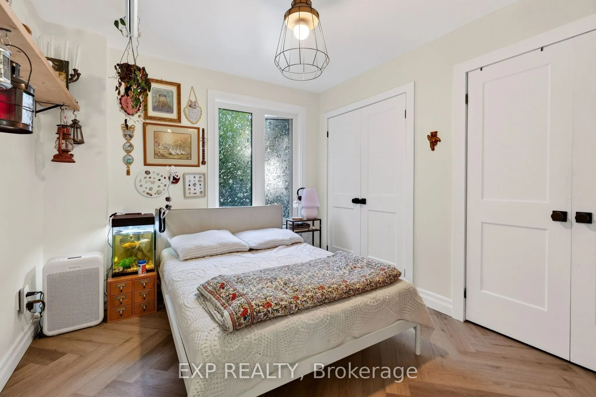 1 Aird Court