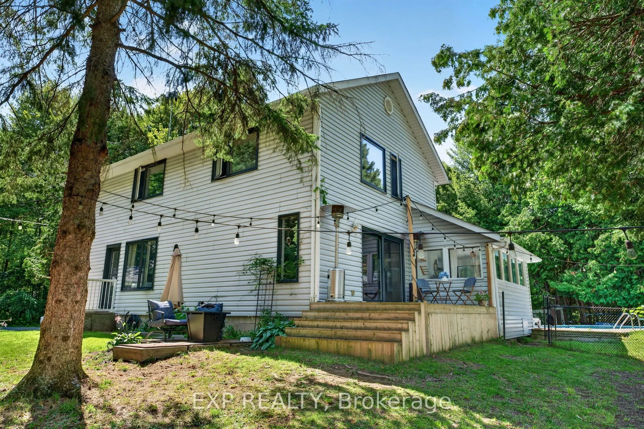 1 Aird Court