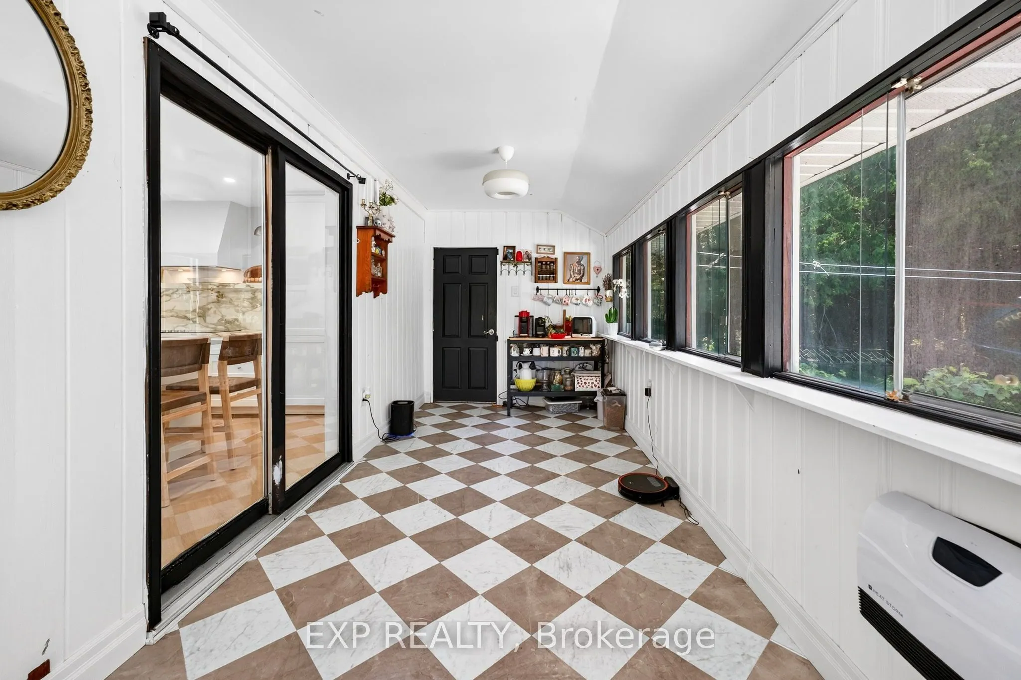 1 Aird Court