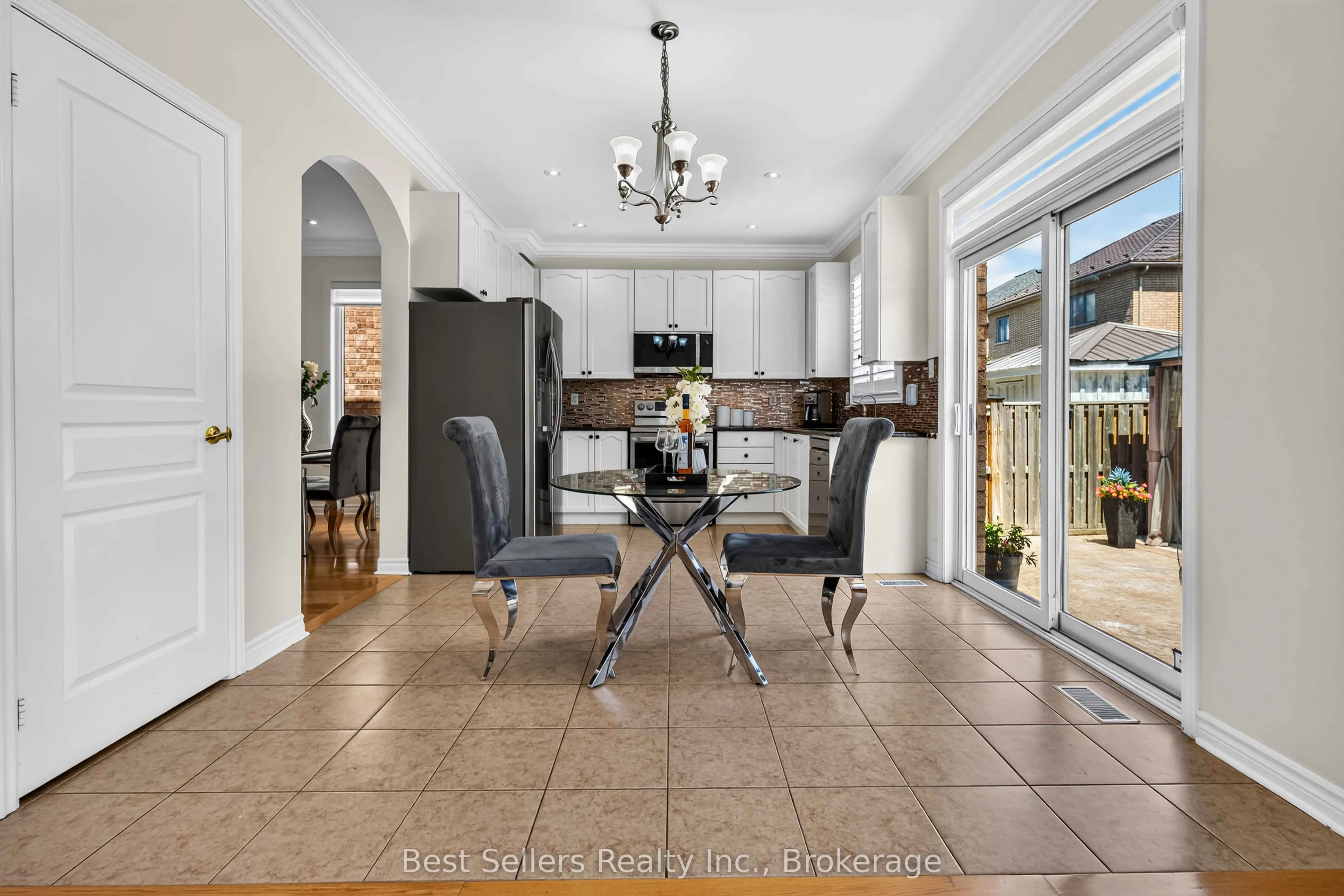 61 Braith Crescent