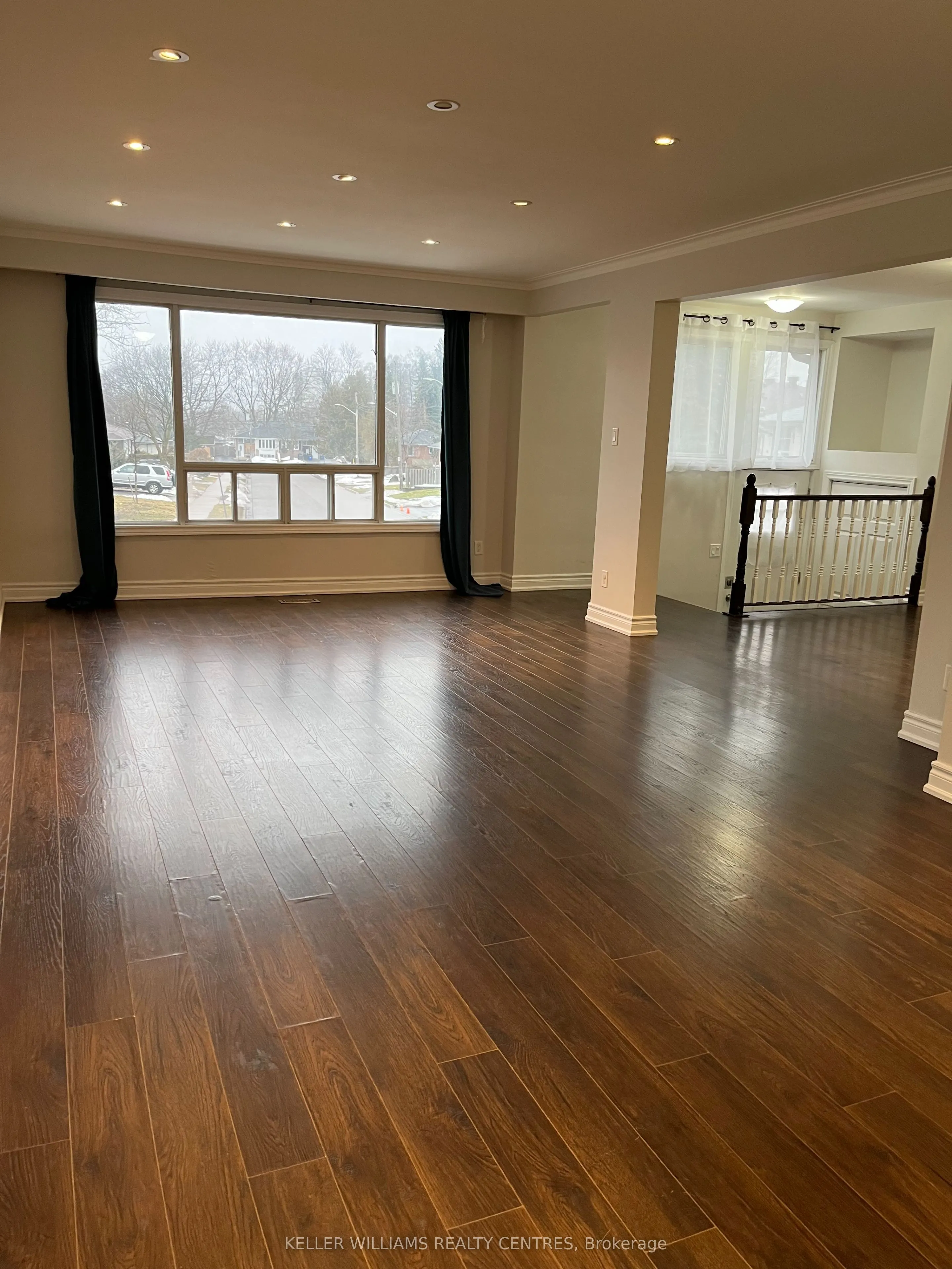 211 Silverbirch Drive #Upper