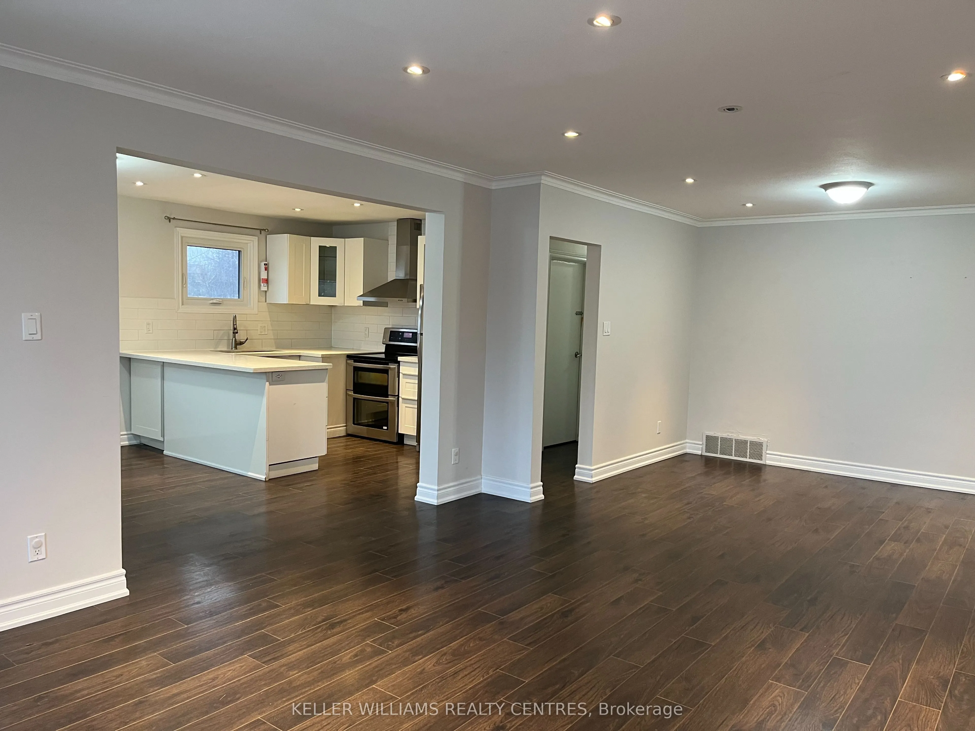 211 Silverbirch Drive #Upper