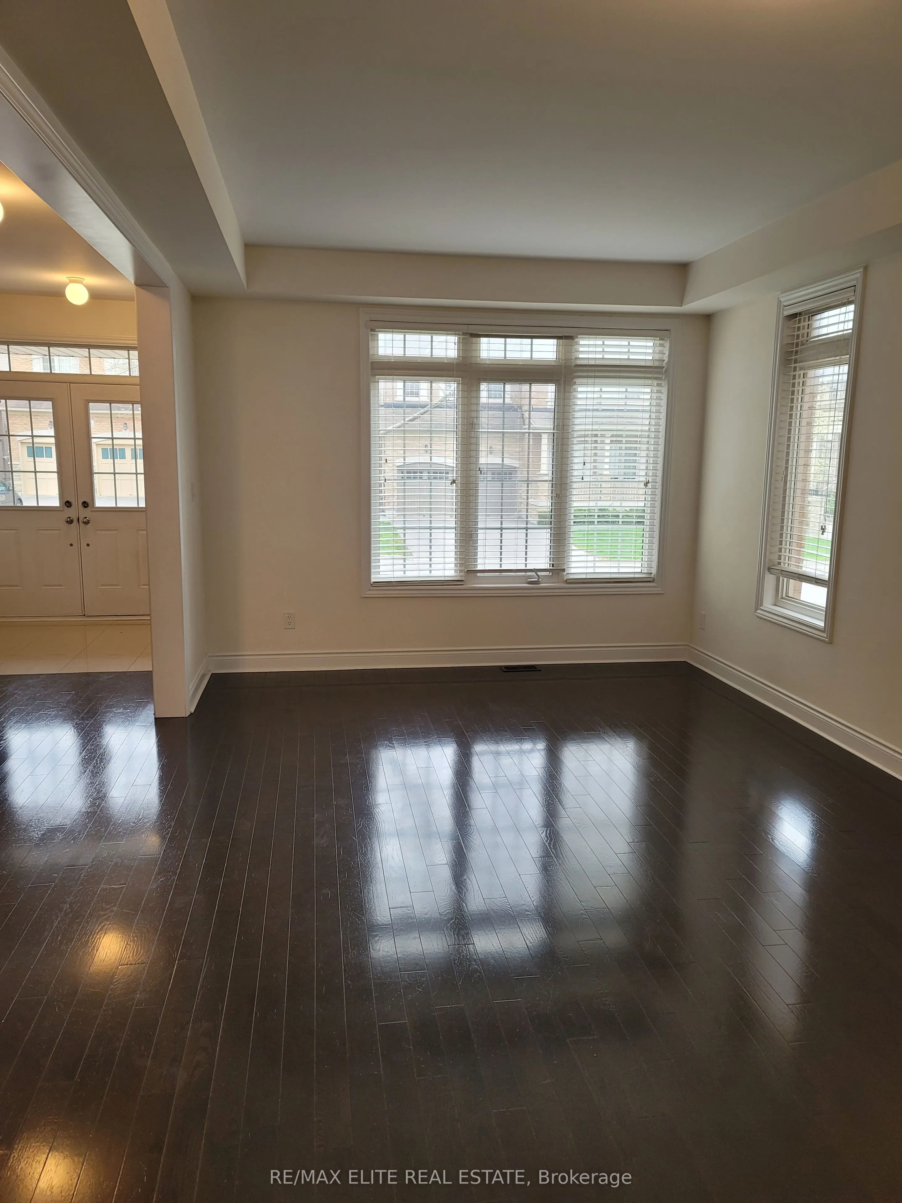 959 Ernest Cousins Circle