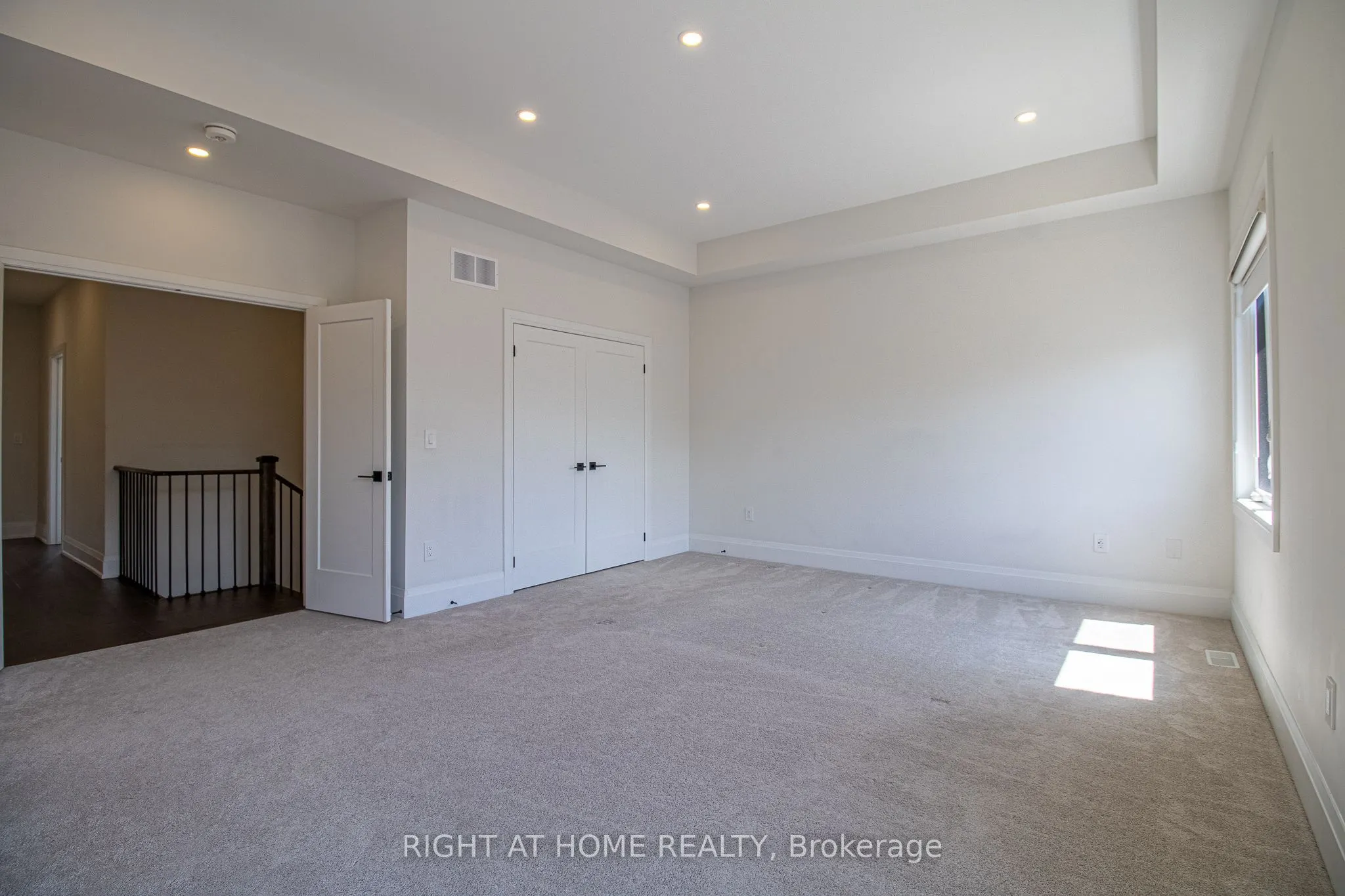 43 Longworth Avenue