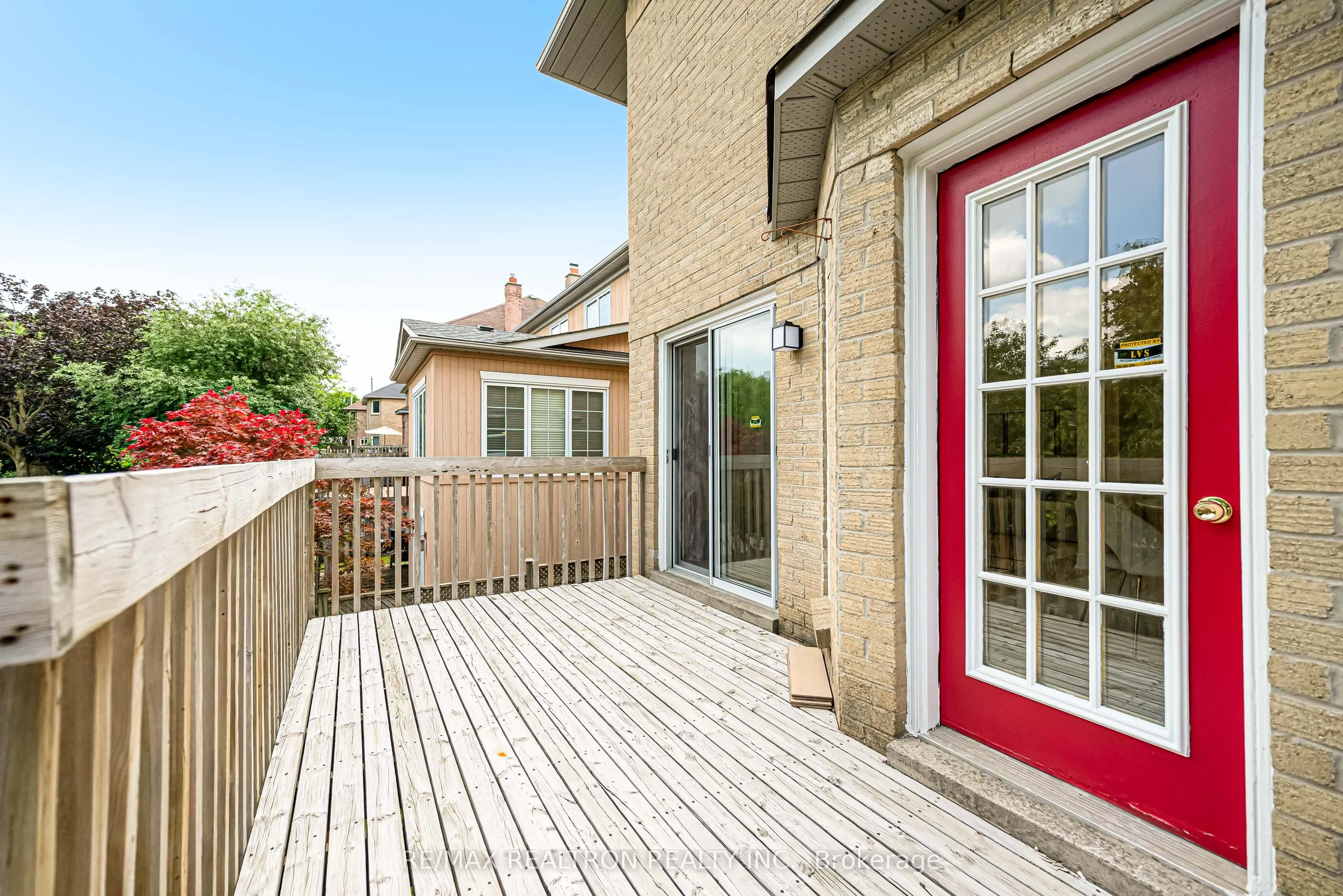 27 Captain Francis Drive