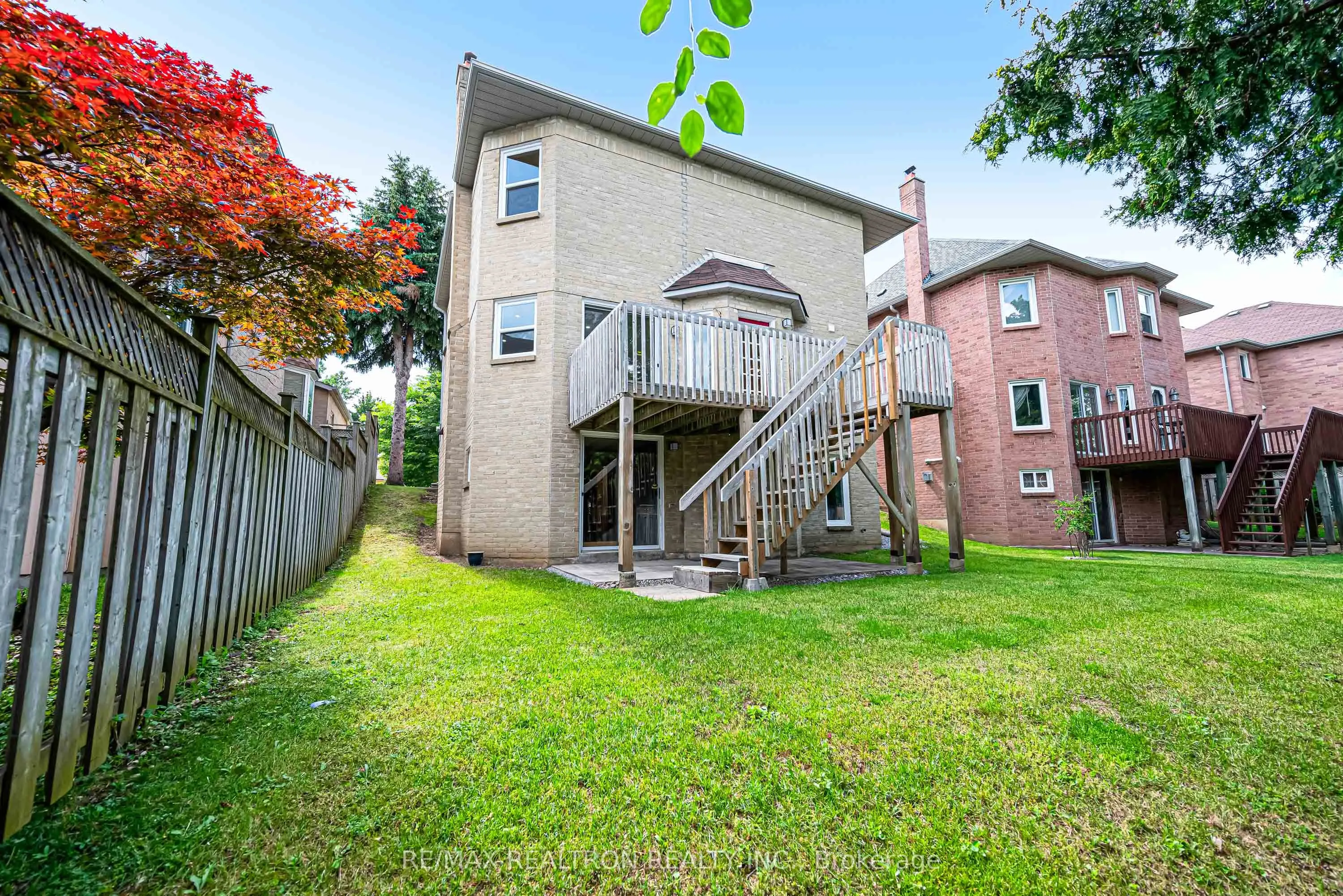 27 Captain Francis Drive