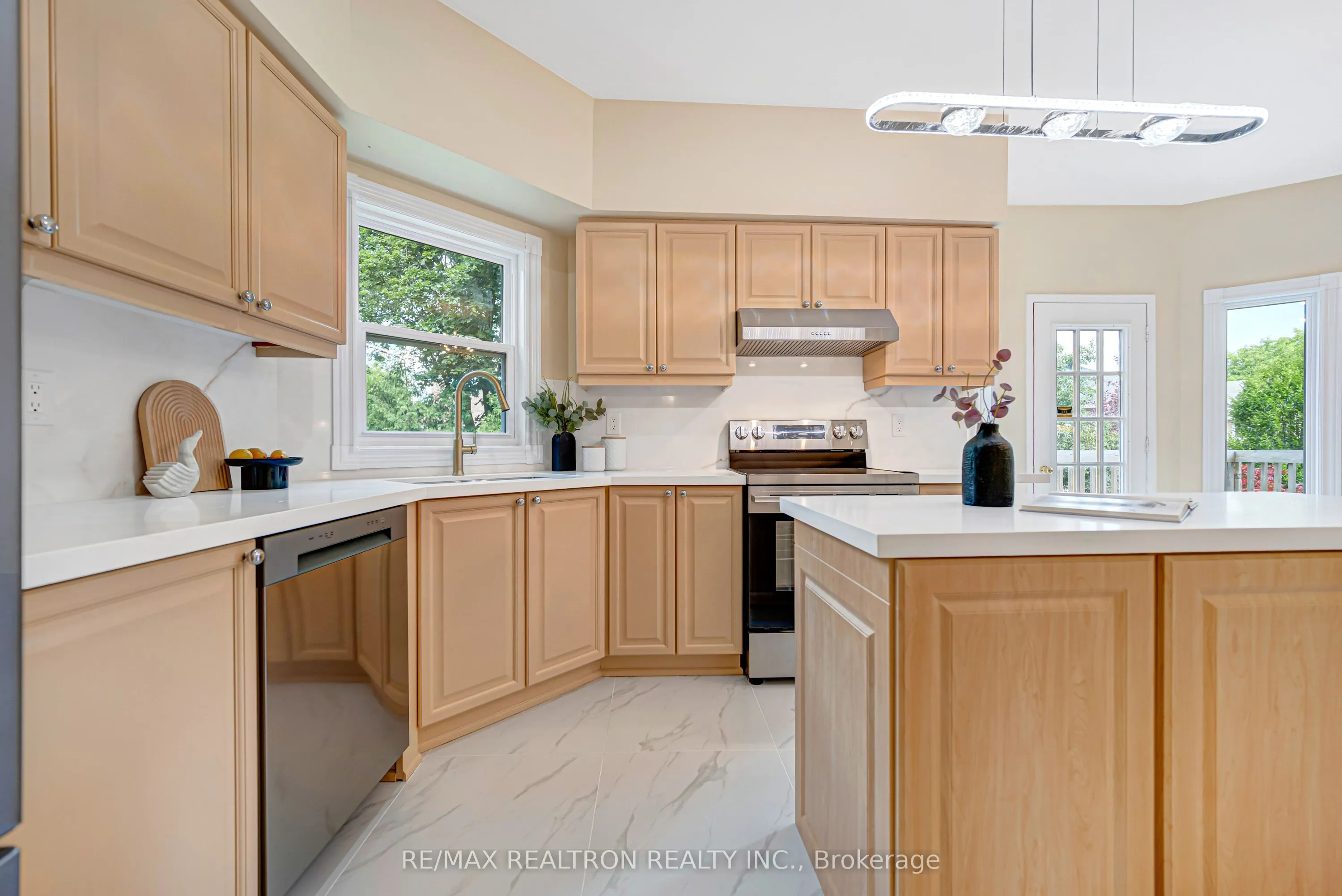 27 Captain Francis Drive