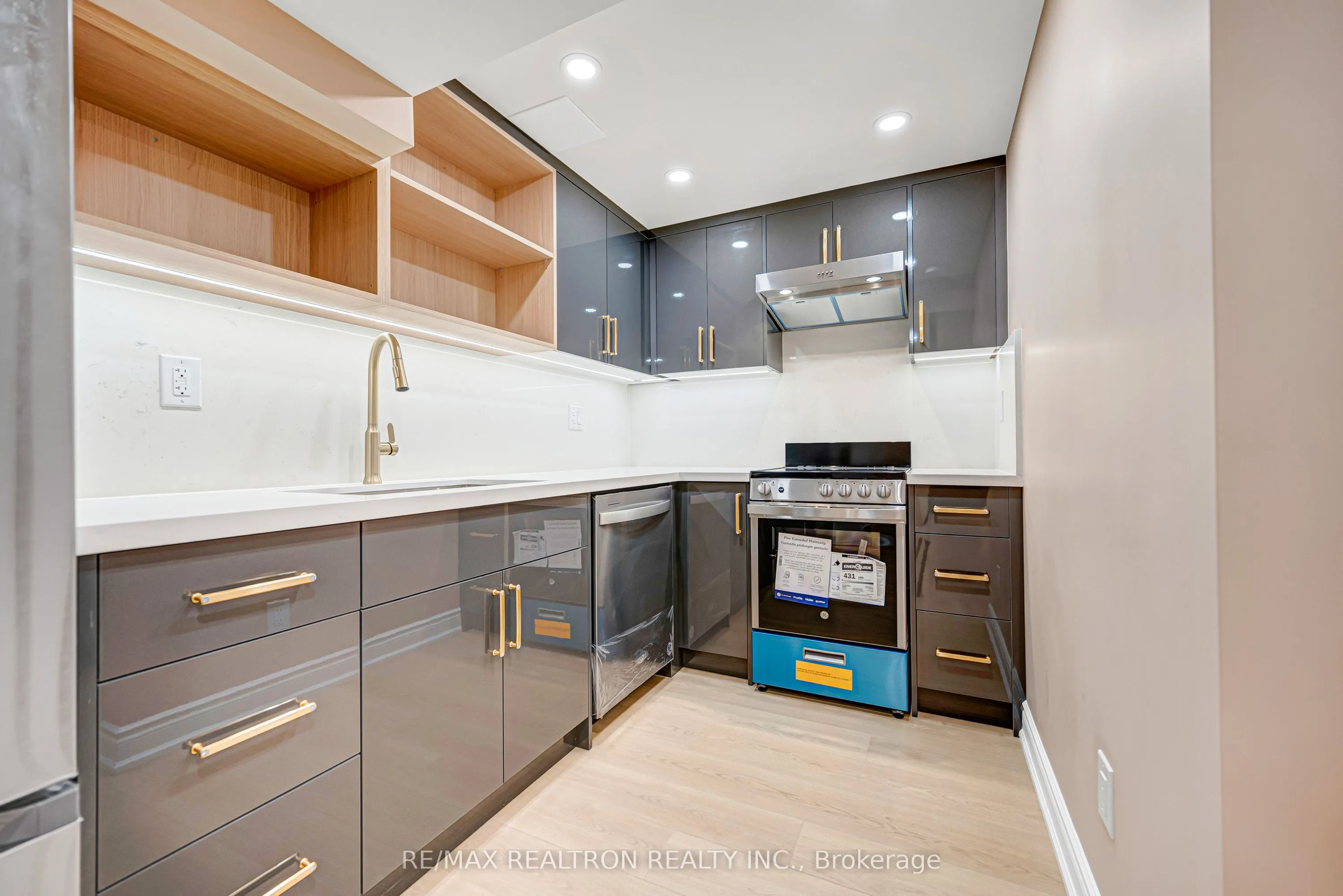 27 Captain Francis Drive