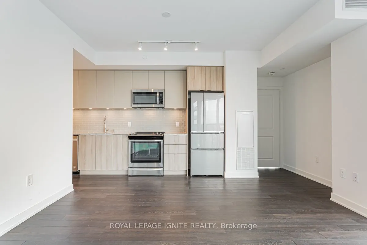 100 Eagle Rock Way #305