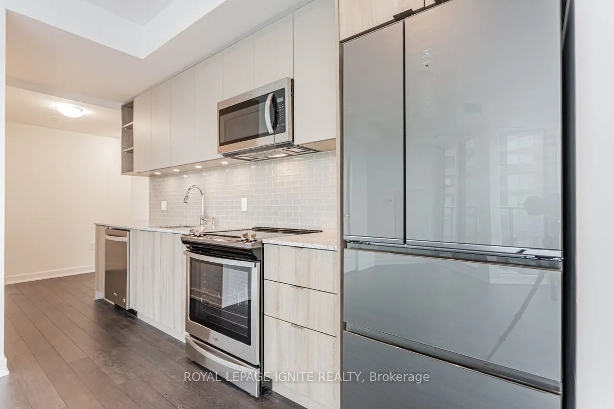 100 Eagle Rock Way #305