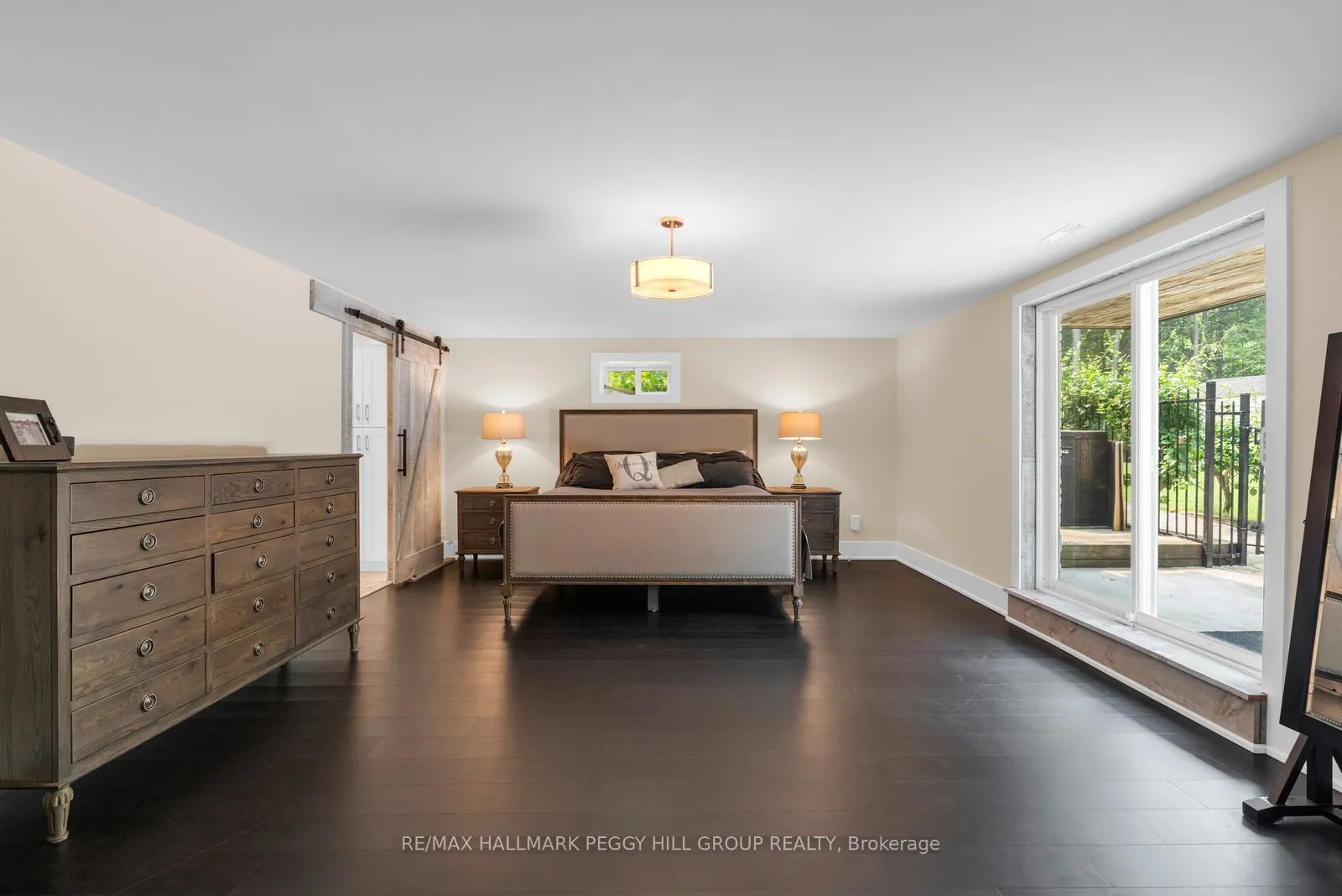 1814 Quantz Crescent