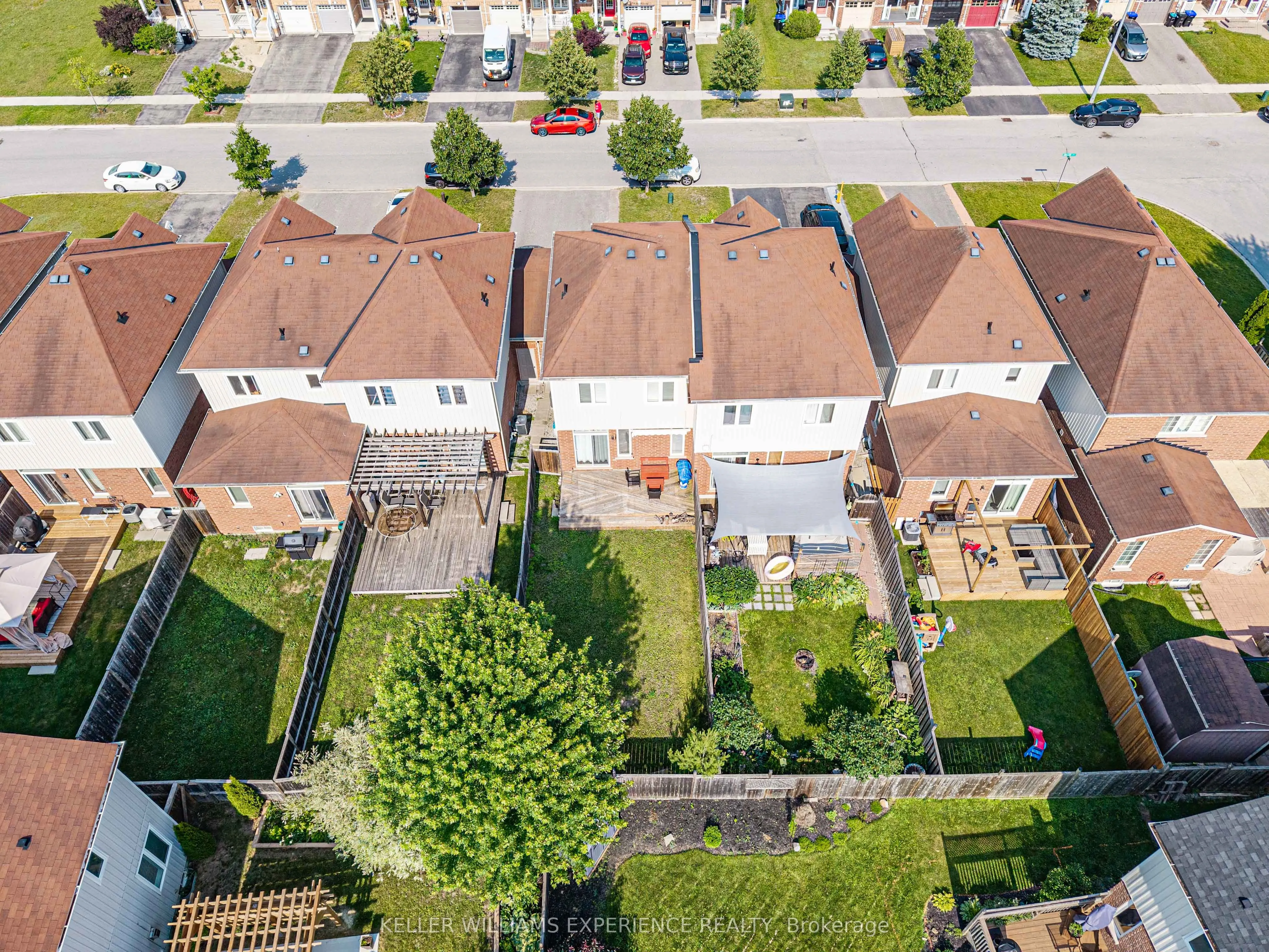 110 COLLIER Crescent