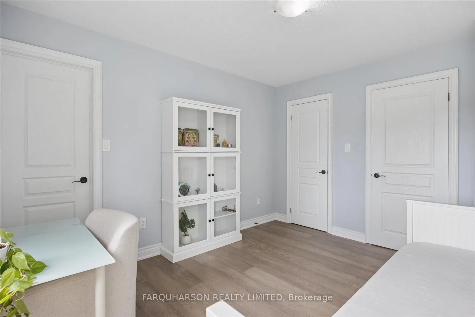 41 Country Club Crescent