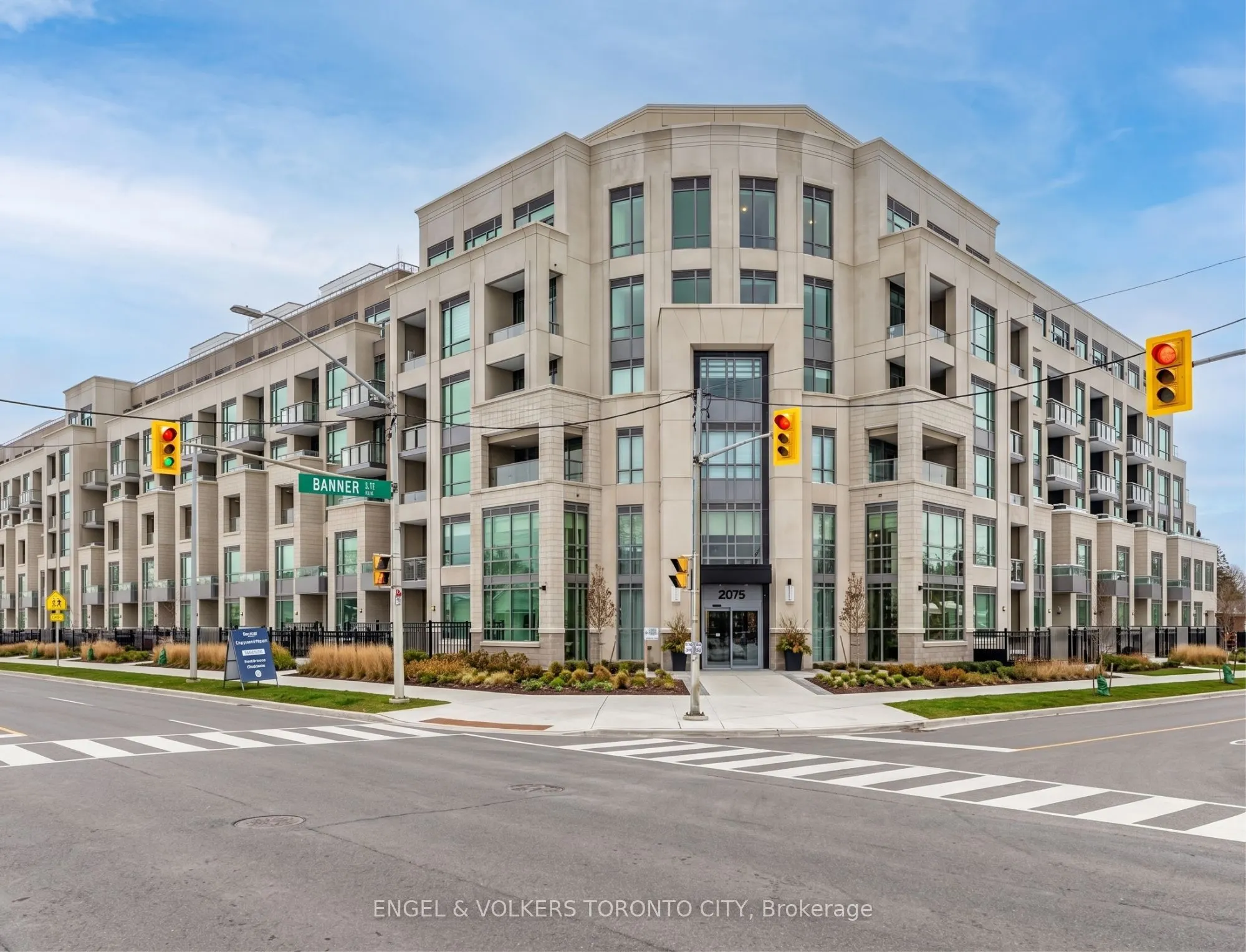 2075 King Road #249