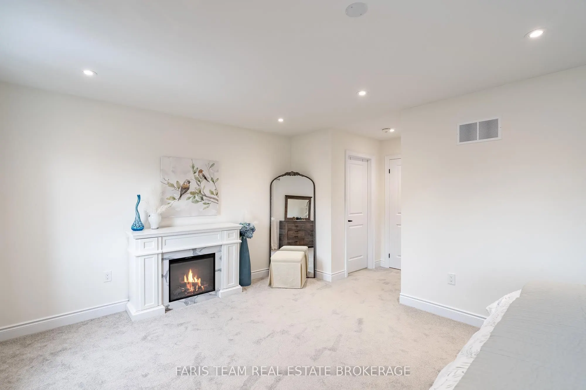 1352 Blackmore Street