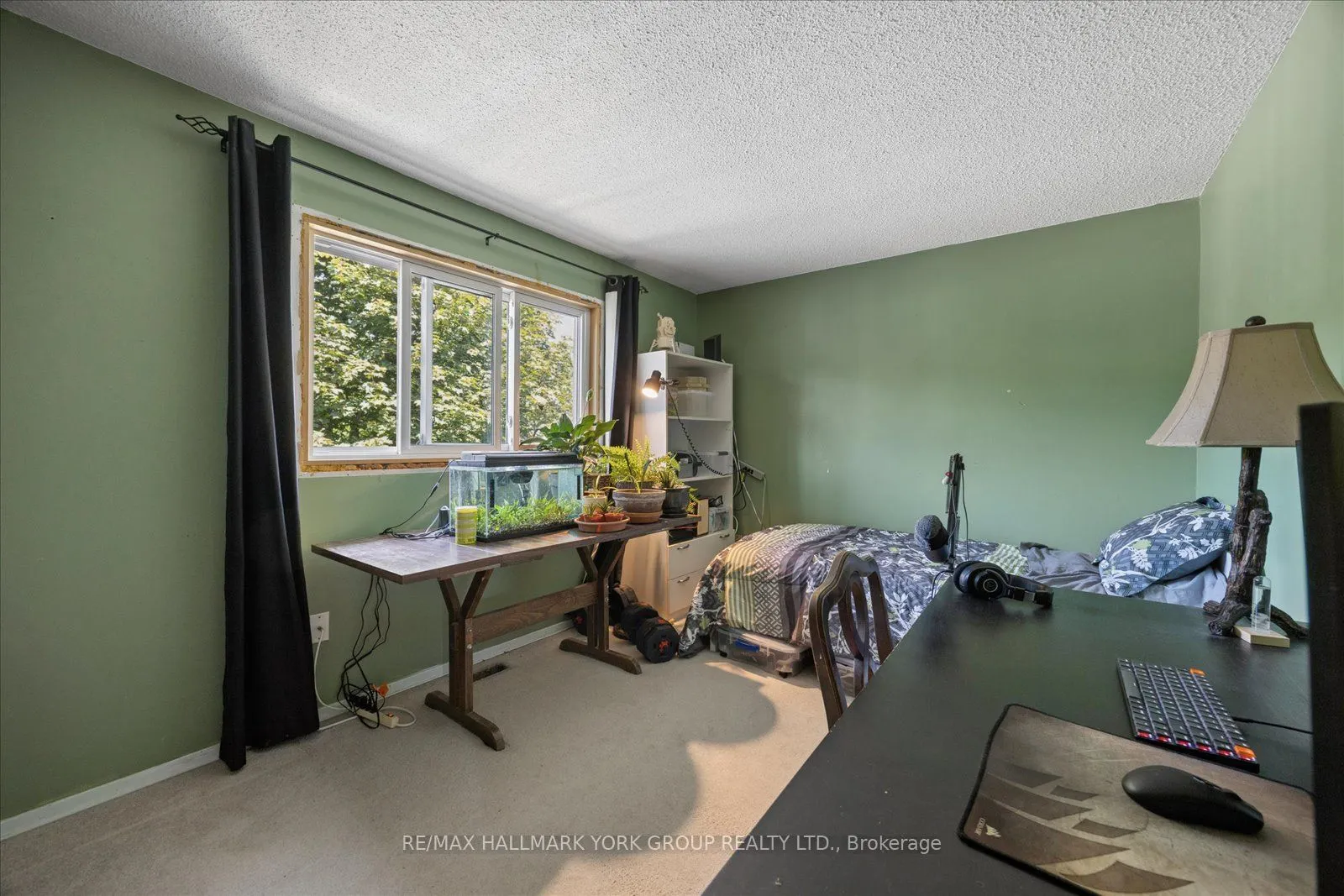 458 Chester Avenue