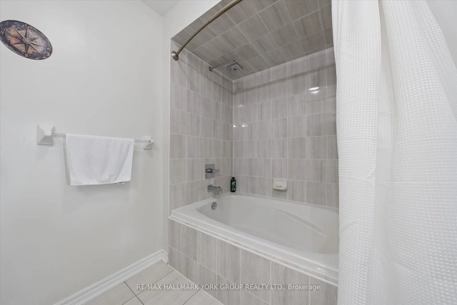 3905 Major Mackenzie Drive #203