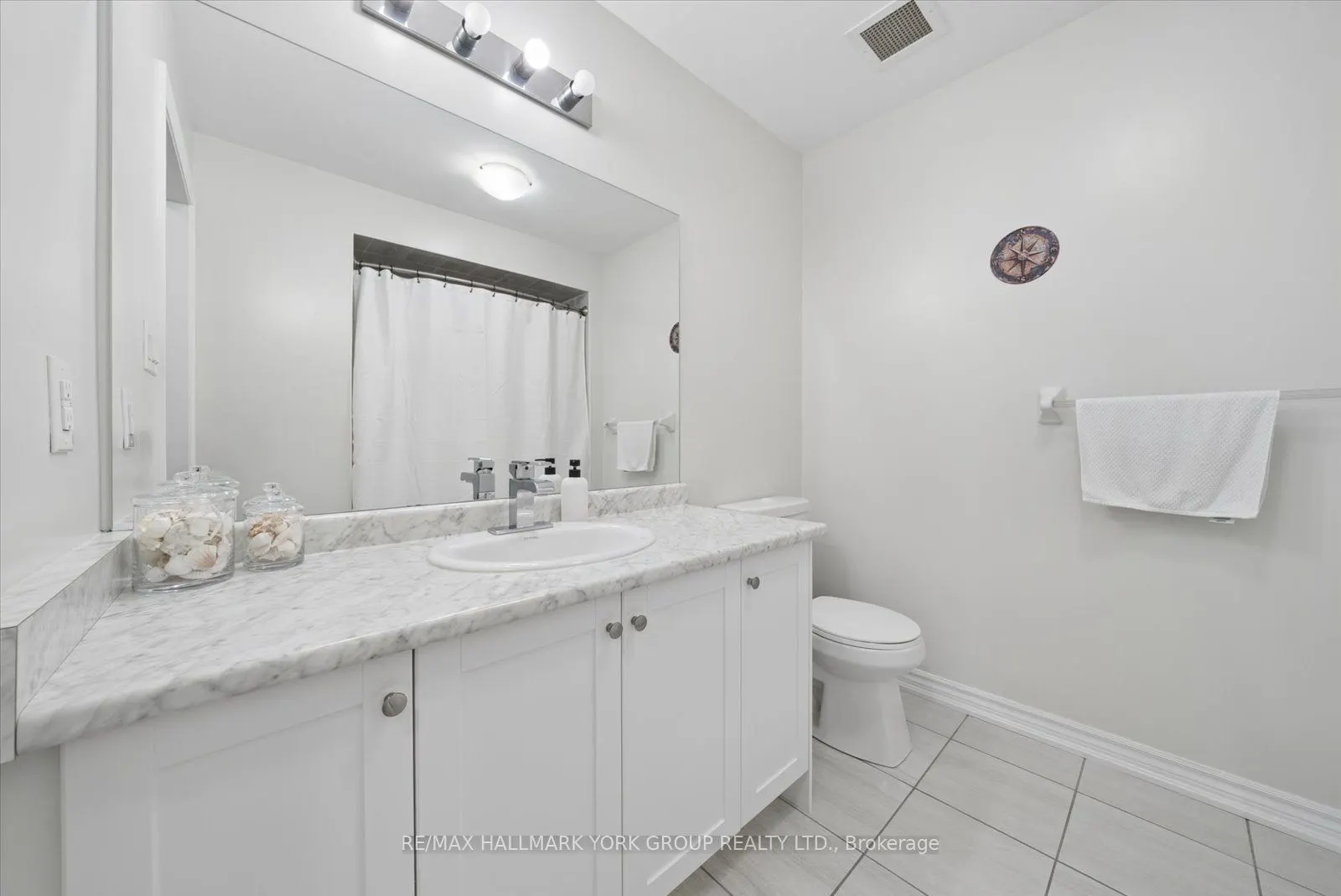 3905 Major Mackenzie Drive #203