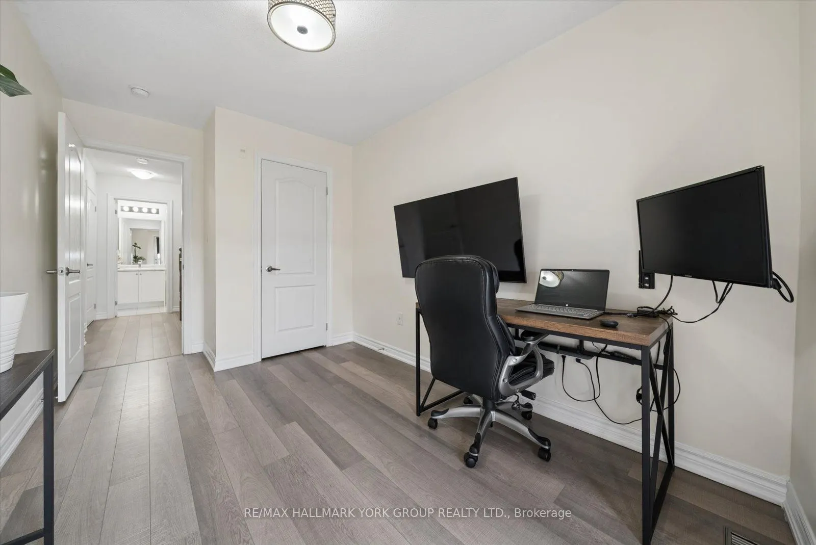 3905 Major Mackenzie Drive #203