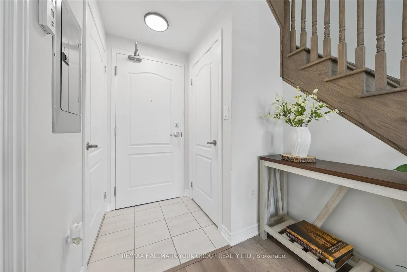 3905 Major Mackenzie Drive #203