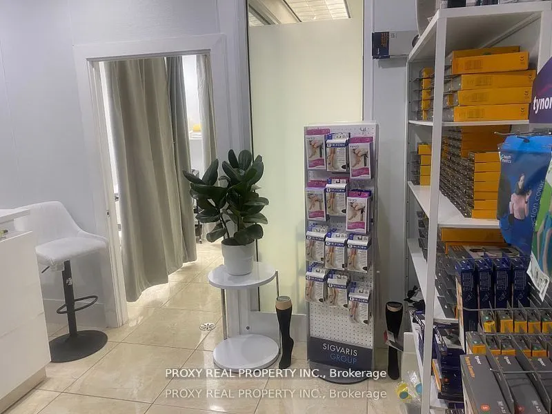 7181 Yonge Street #2