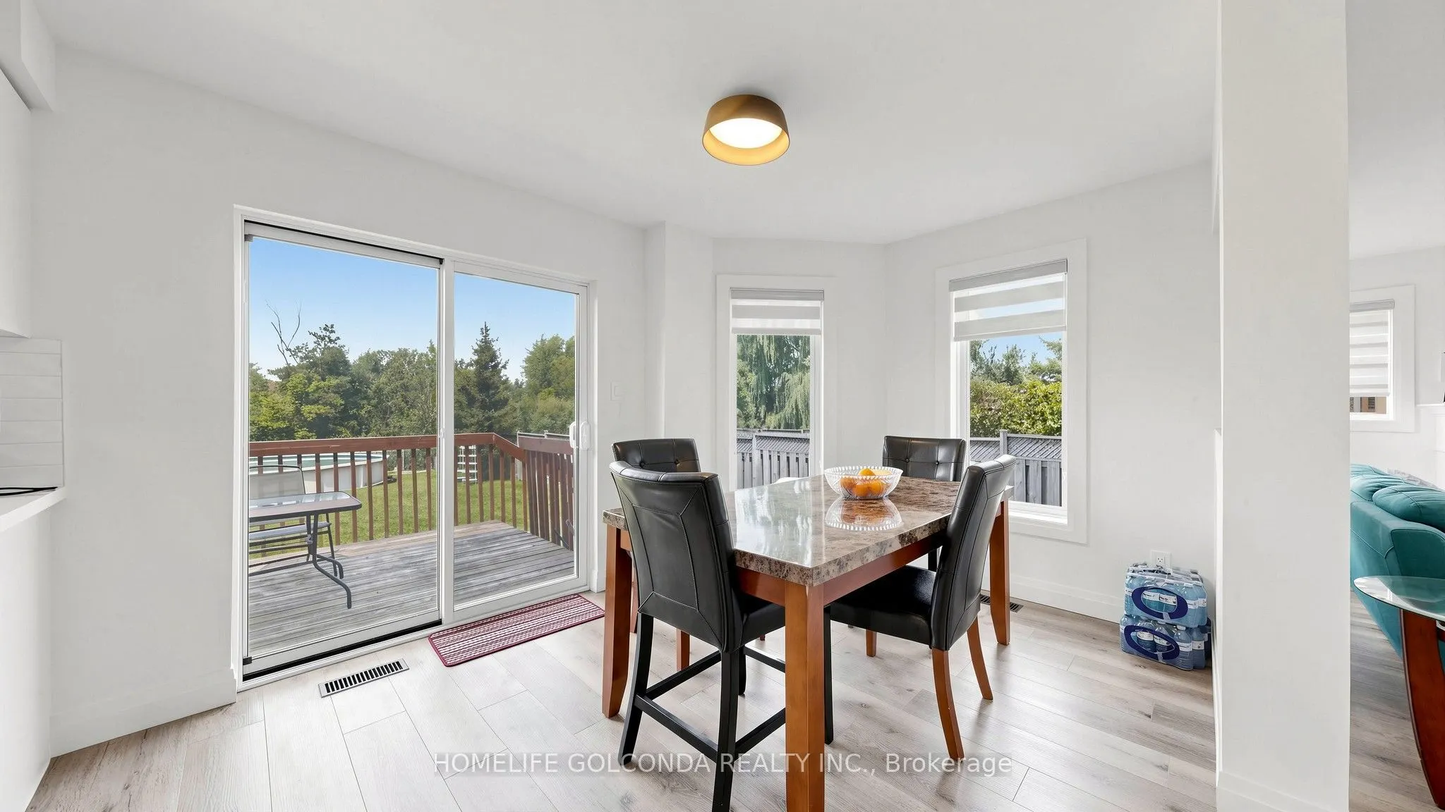 1304 Vincent Crescent