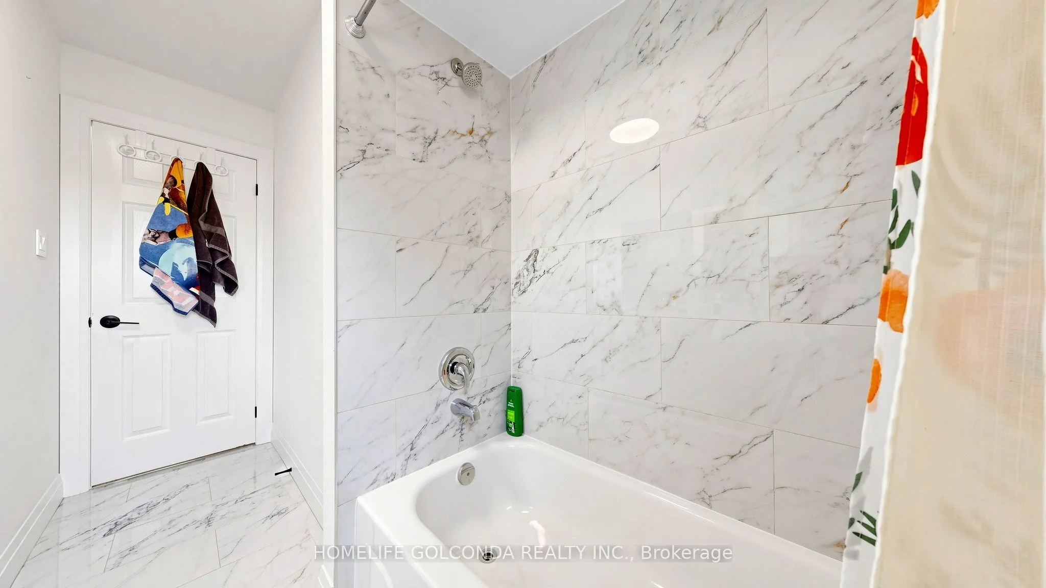 1304 Vincent Crescent
