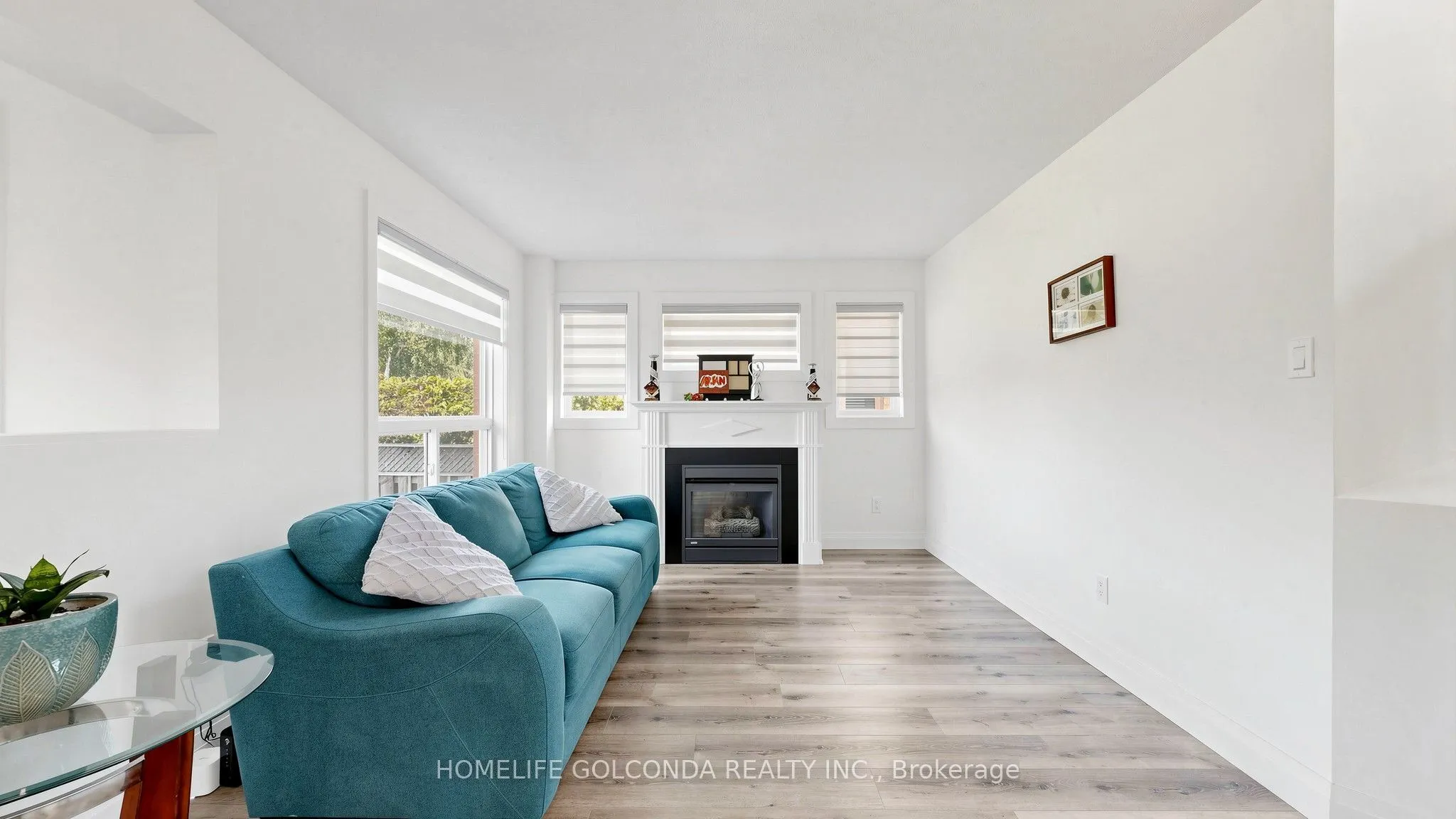 1304 Vincent Crescent