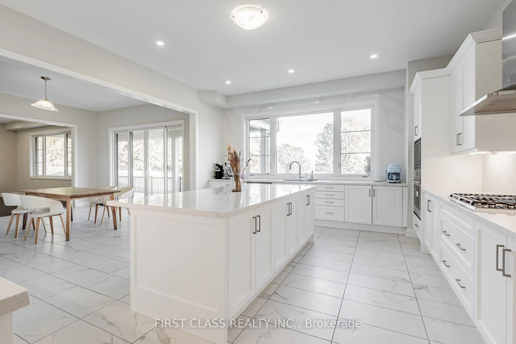 15 Kenneth Campbell Court