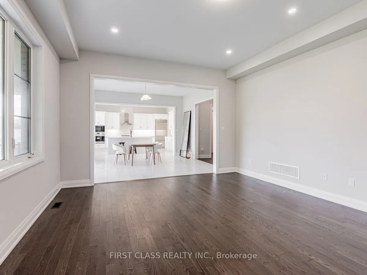 15 Kenneth Campbell Court