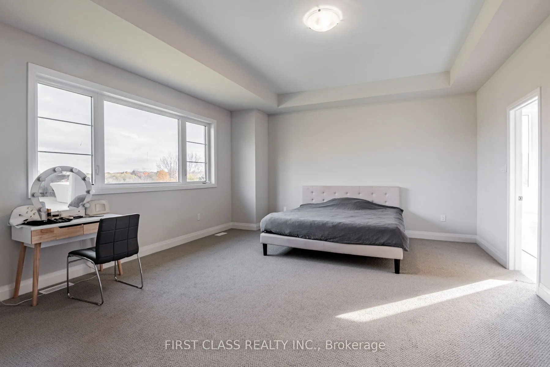 15 Kenneth Campbell Court