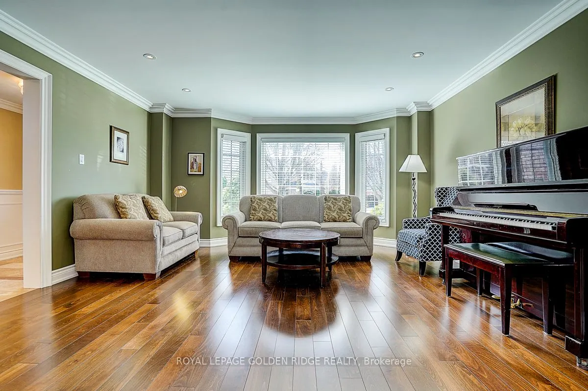 725 Exceller Circle