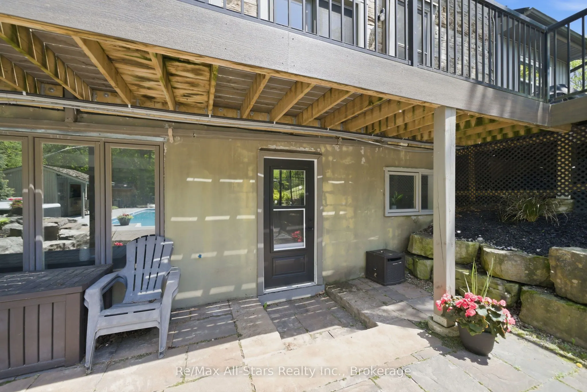 24 The Pines Lane