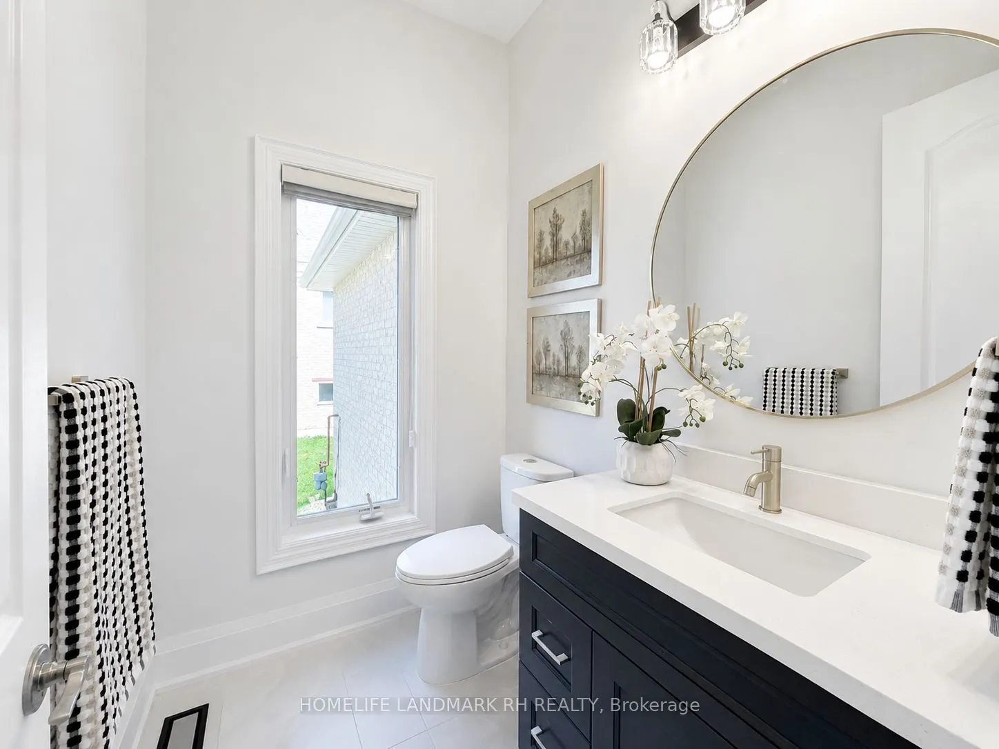 385 Kennedy Street W