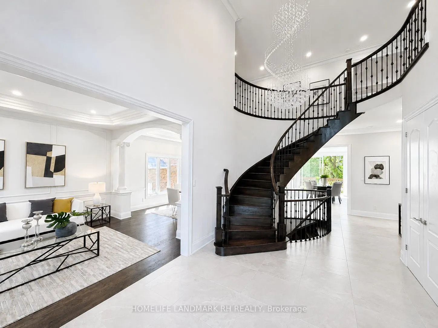 385 Kennedy Street W