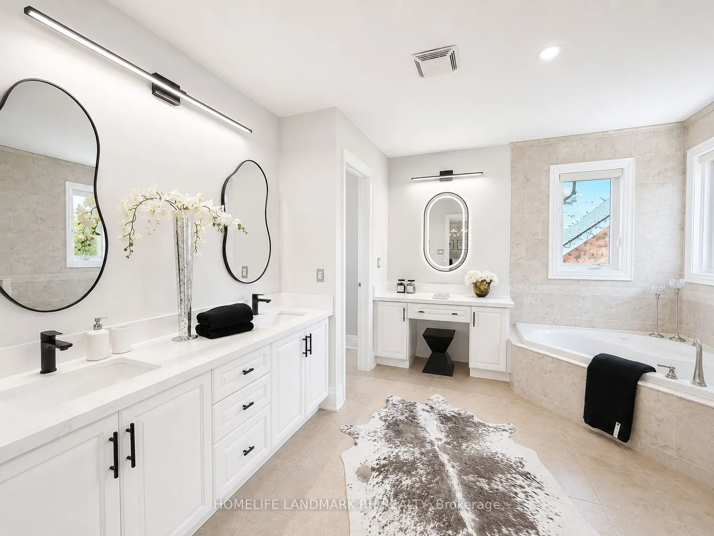 385 Kennedy Street W