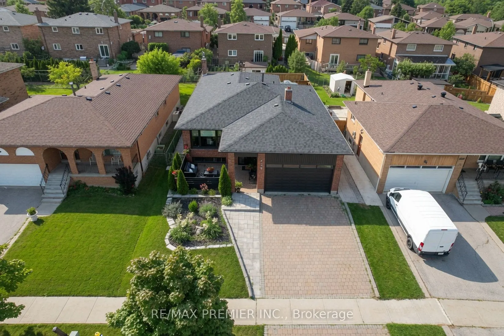 438 Woodbridge Avenue
