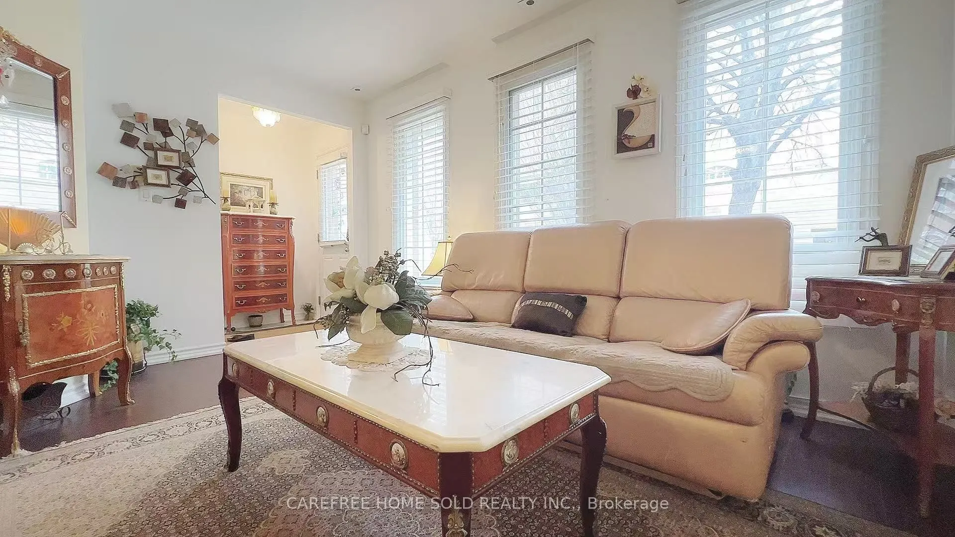 151 Townsgate Drive #8