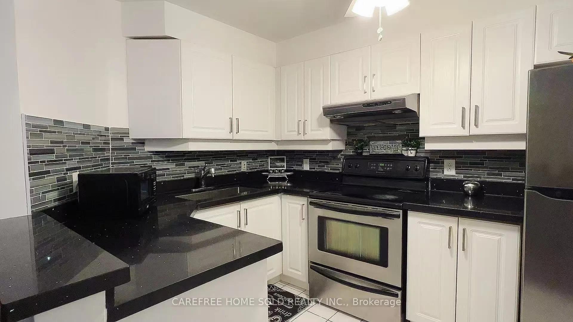 151 Townsgate Drive #8