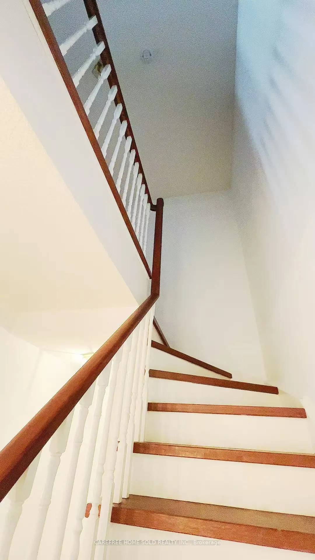 151 Townsgate Drive #8