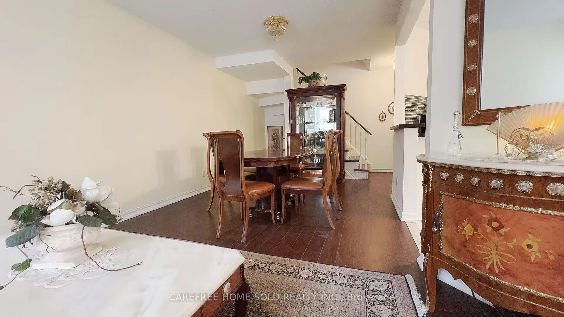 151 Townsgate Drive #8