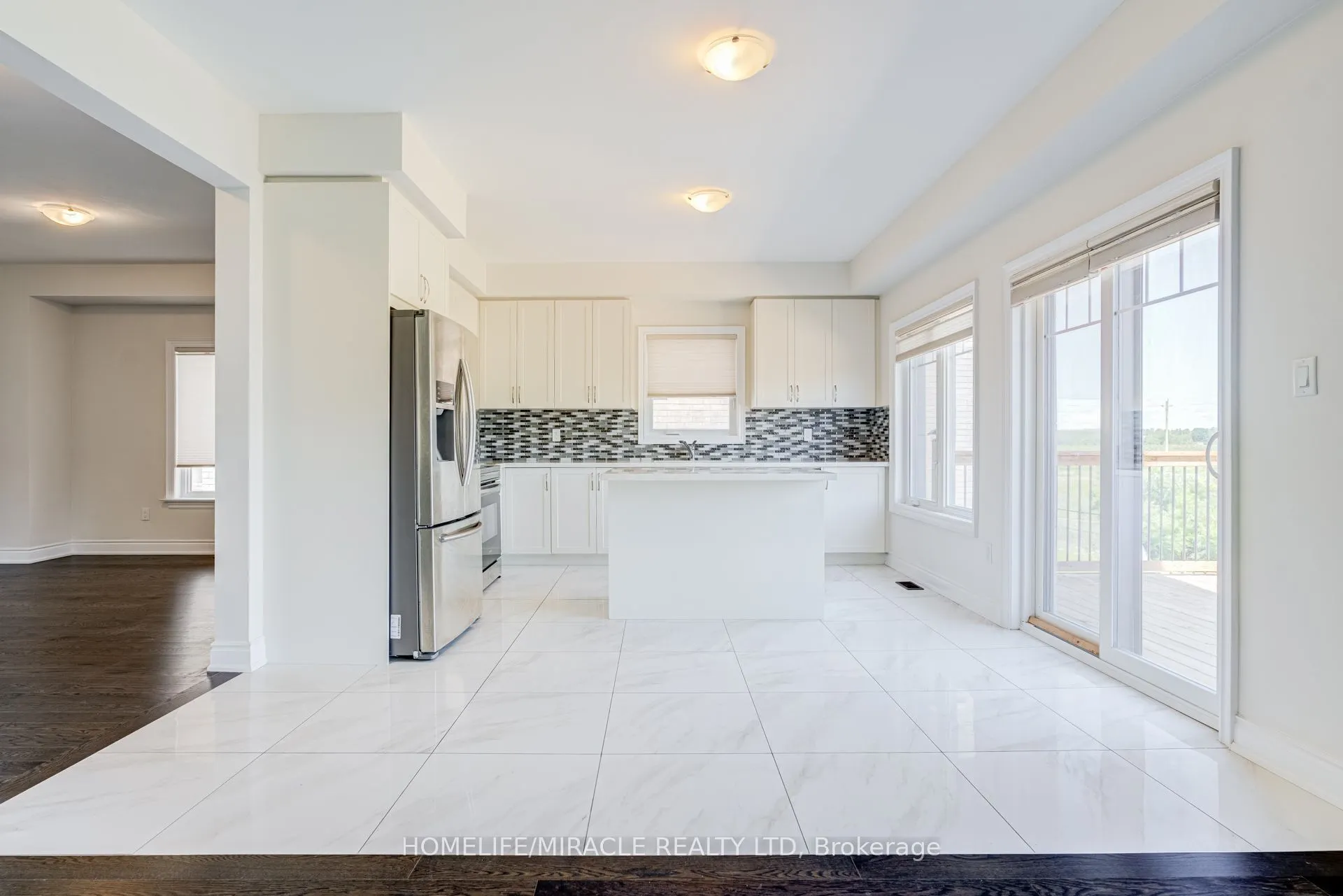 25 Lorne Thomas Place