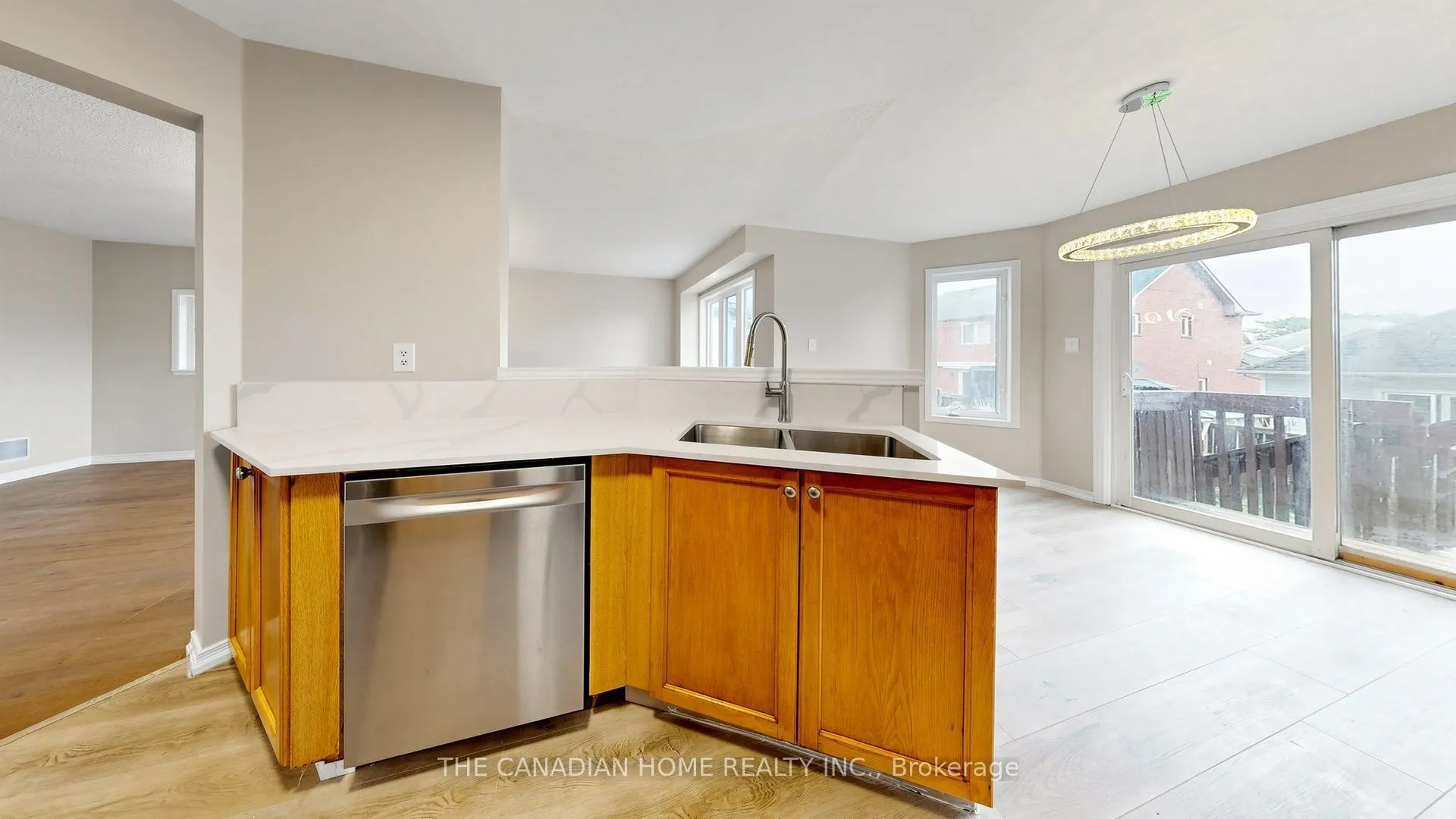 31 Laurendale Avenue