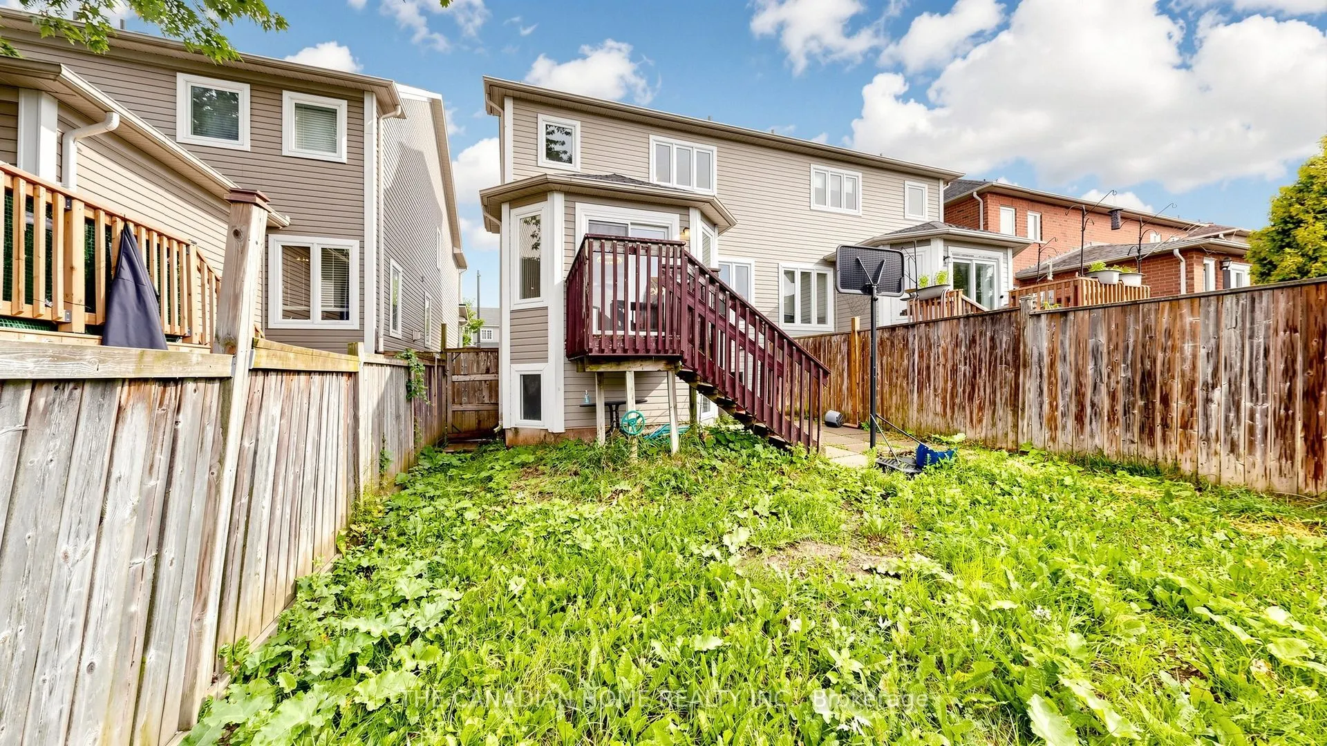 31 Laurendale Avenue
