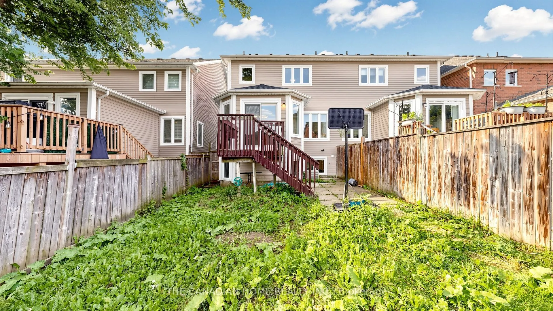 31 Laurendale Avenue