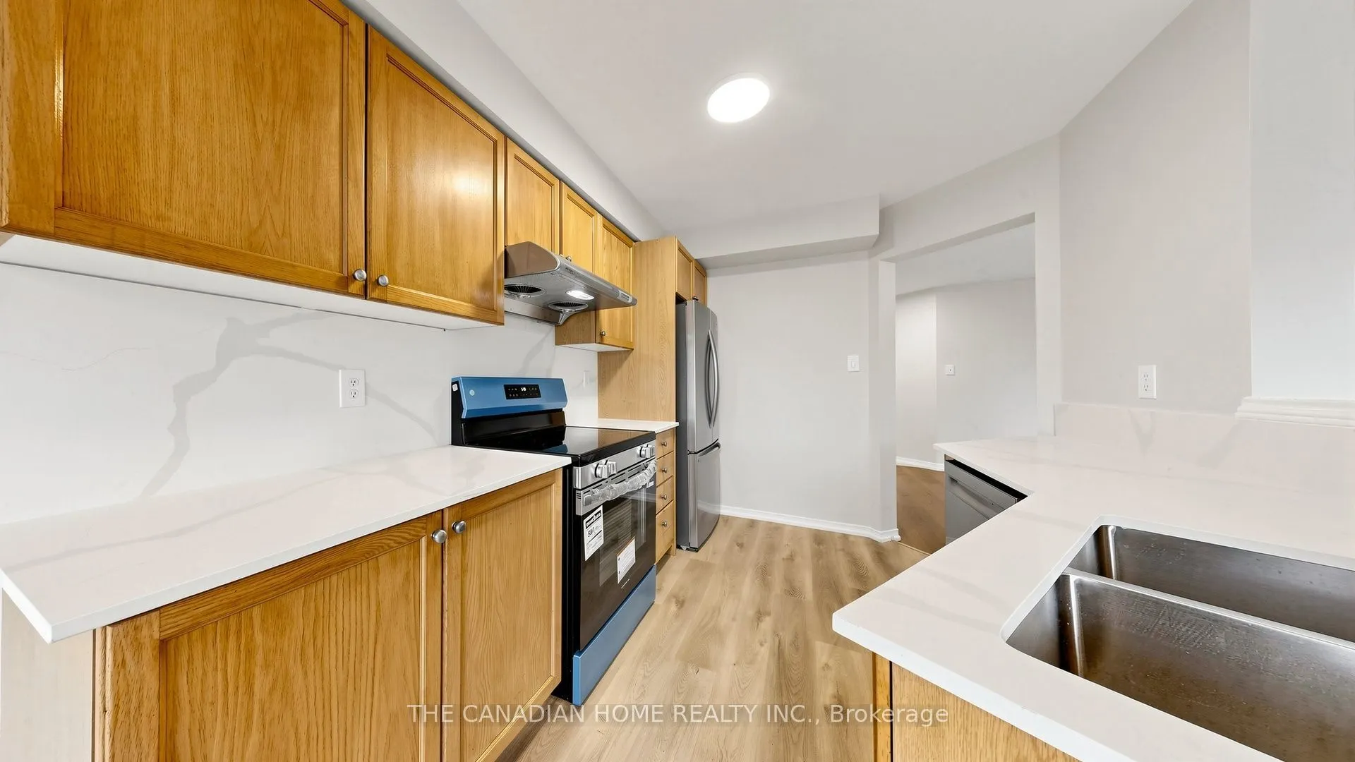 31 Laurendale Avenue
