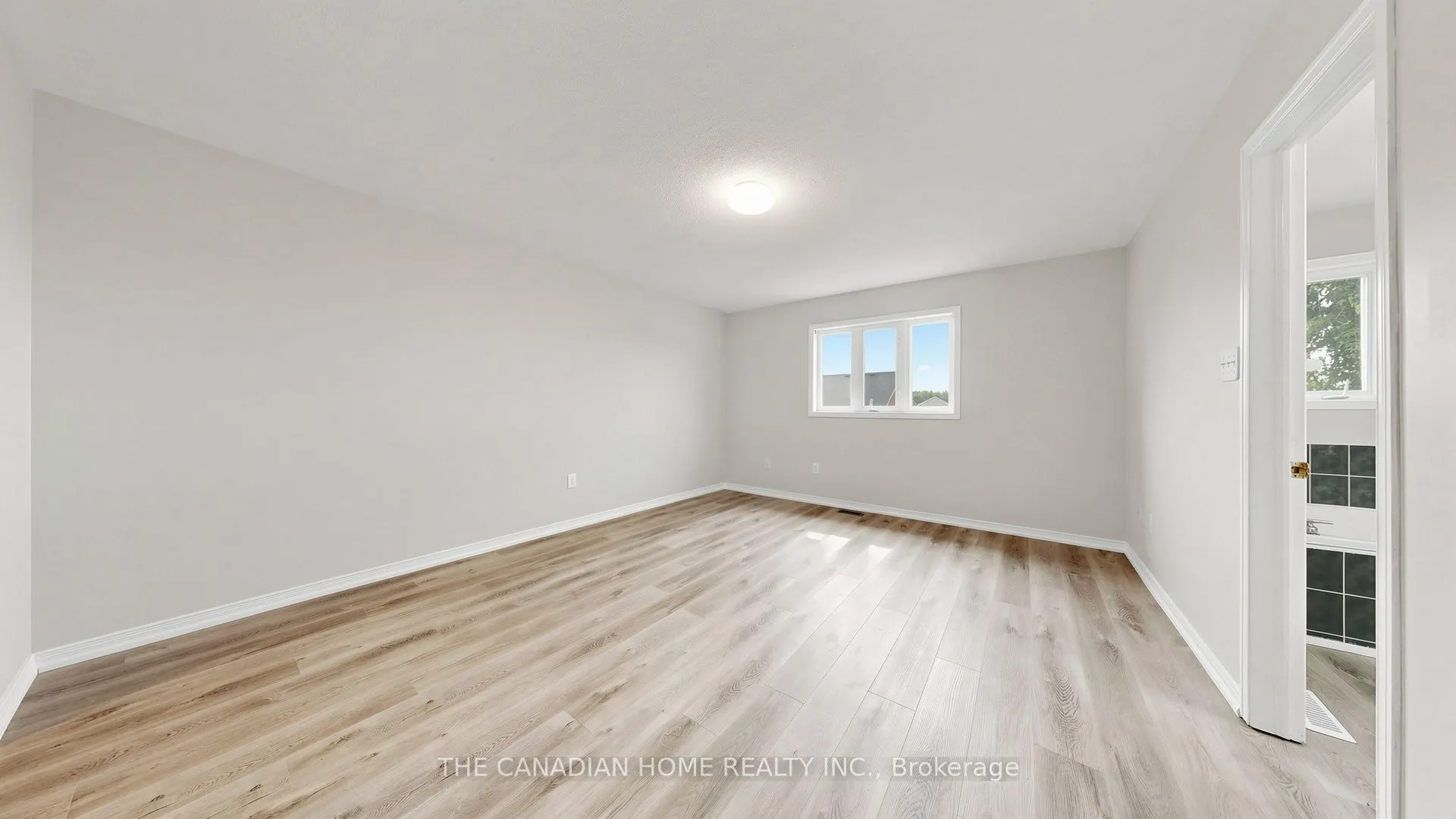 31 Laurendale Avenue