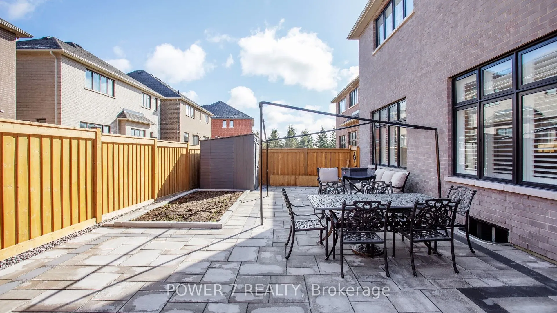 27 Joiner Circle