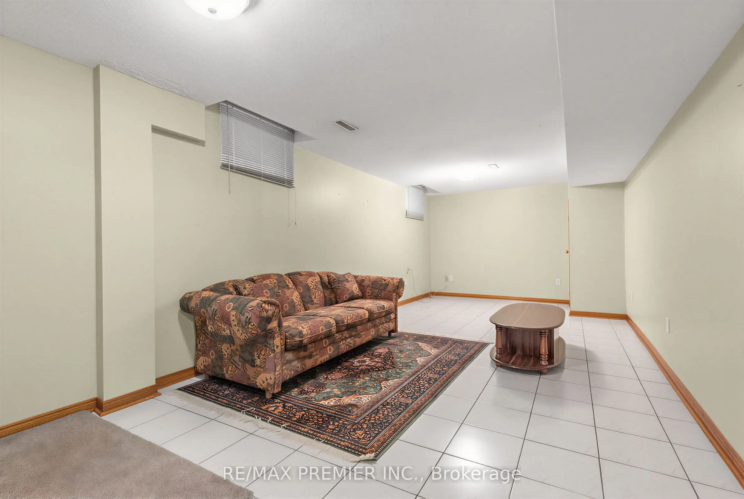 42 Burgosa Court
